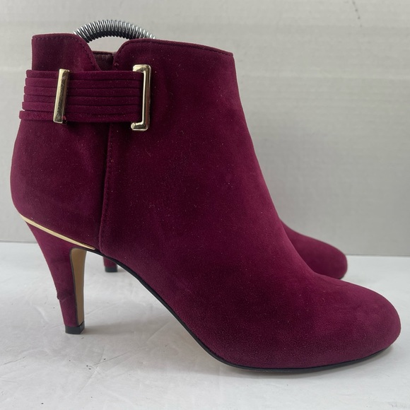 Vince Camuto Vinisha 7 Medium Bootie Red Suede Ankle Zip Heeled Boots Shoes - Picture 3 of 12